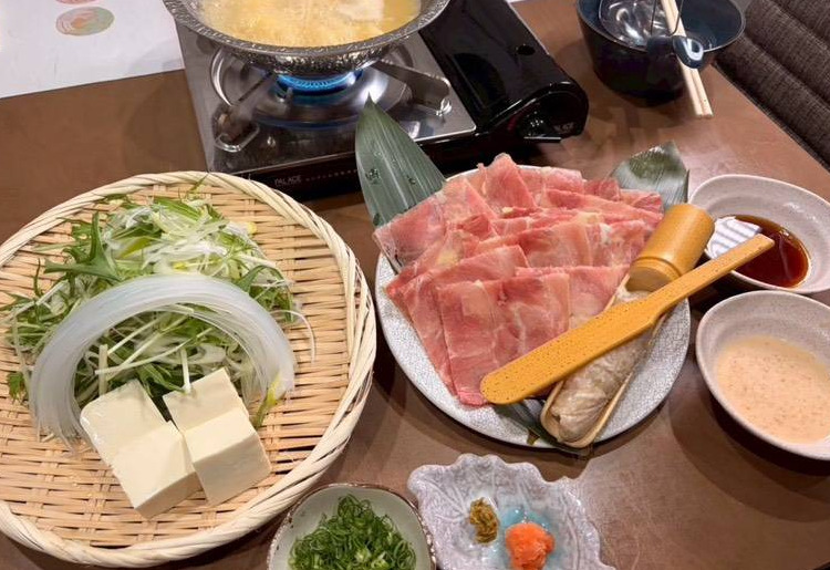 名古屋コーチンしゃぶしゃぶコース